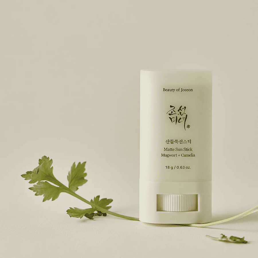 Matte Sun Stick Mugwort + Camilia SPF50 PA++++