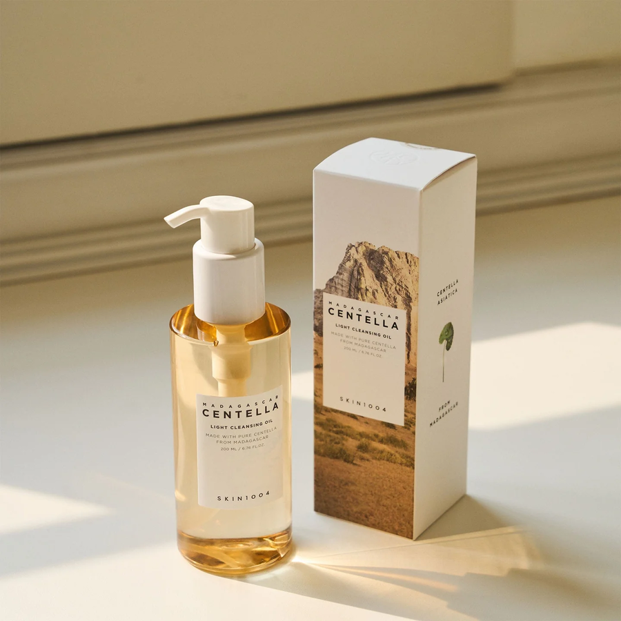 Madagascar centella light cleansing oil